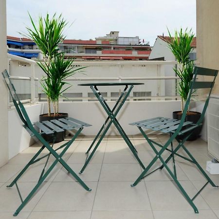 Mini Suite Othello - Five Stars Holiday House Νίκαια Εξωτερικό φωτογραφία