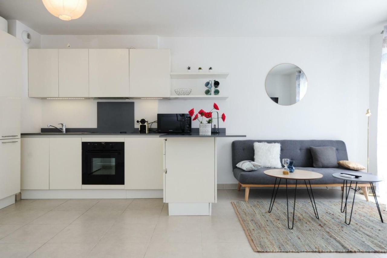 Mini Suite Othello - Five Stars Holiday House Νίκαια Εξωτερικό φωτογραφία
